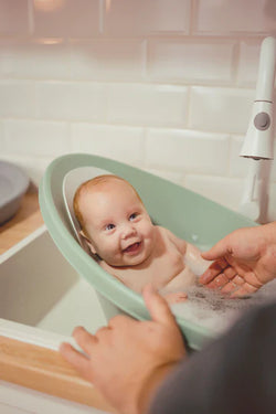 Shnuggle Baby Bath